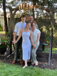 Tabitha R Andrews-Colmary